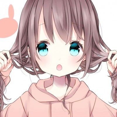成都熊猫基地饲养员为大熊猫爬树
